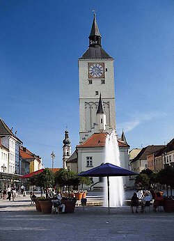Altes Rathaus mit gotischem Turm